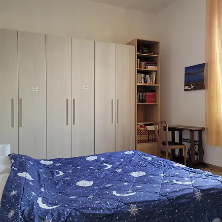 Ampia Vicina Al Centro Vendégház *