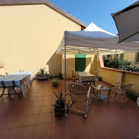 Ampia Vicina Al Centro *