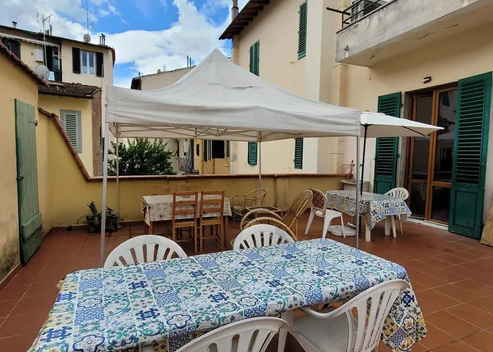 Ampia Vicina Al Centro